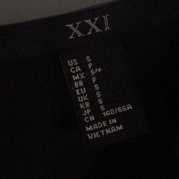 Black romper - Picture 2 of 3